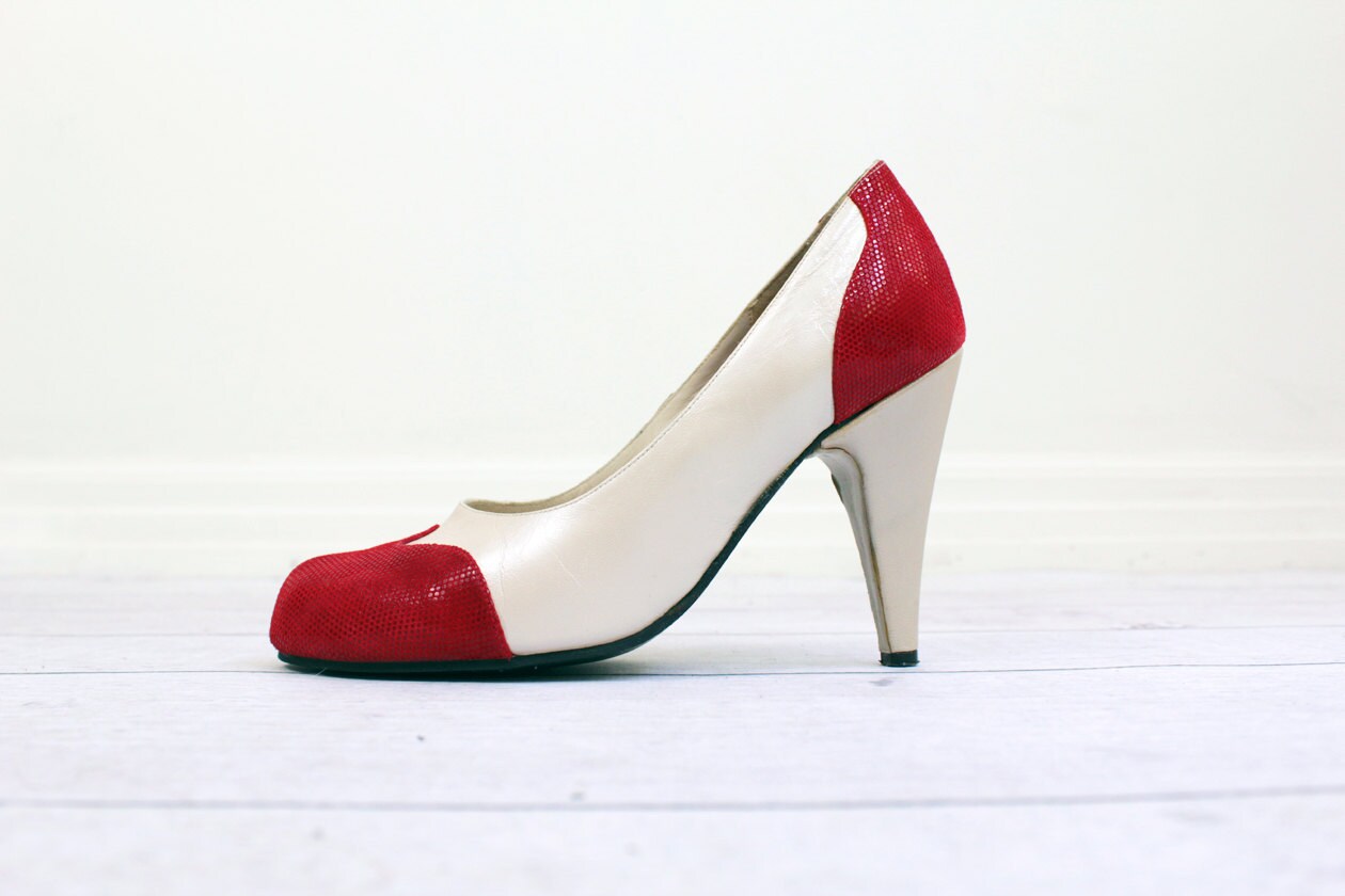 Vintage Spectator Pumps 1940 s Style Red and White Mary Says