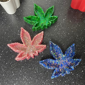 Marijuana leaf resin ashtray trinket dish