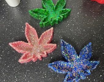 Marijuana leaf resin ashtray trinket dish