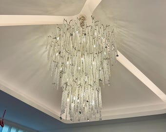 Lampadario di lusso in ottone e cristallo a pioggia, lampada a cascata realizzata a mano, lampada da soffitto moderna per grande atrio con veri cristalli