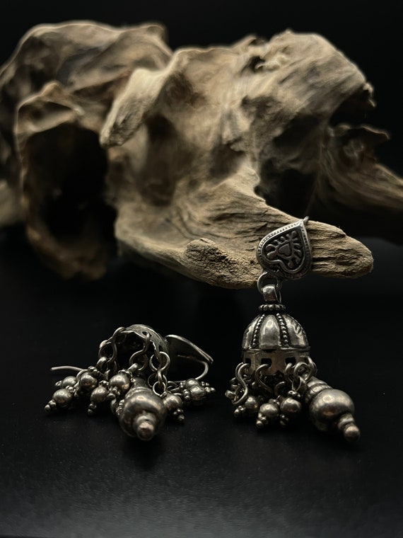 Earrings: Vintage Rajasthan Silver Heart - image 2