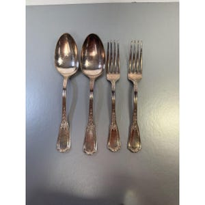 Vintage Reed & Barton La Parisienne Silverplate Flatware Set - 2 Spoons  2 Fork