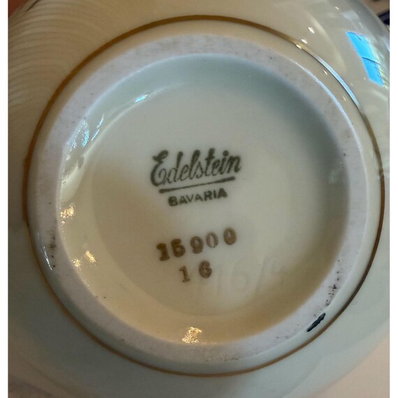 Vintage Edelstein Bavaria Wildflower Round Porcelain Vase With Gold Rim
