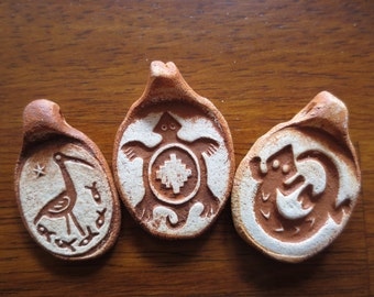 Three River Desert Dwellers Rock Art Pendants Beads