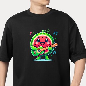 Camiseta unisex con nota melódica, música, sandía roja, diseño de fruta de dibujos animados kawaii, linda y divertida