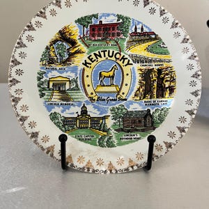 Kentucky State Souvenir Plate, Blue Grass State with Churchill Downs, Lincoln Memorial, Mammoth Cave, etc