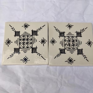 Handmade Moroccan Wall Tiles – Black and White Decorative Zellige – Bathroom Kitchen Backsplash – Indoor Outdoor Wall Art – 10*10 cm