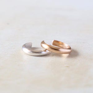 Classic Ear Cuff No Piercing,  Cuff and Wrap Earrings, Silver Ear Cuff, Gold Ear Cuff, Cuff Earrings, Cartilage Earring, Gifts for Her