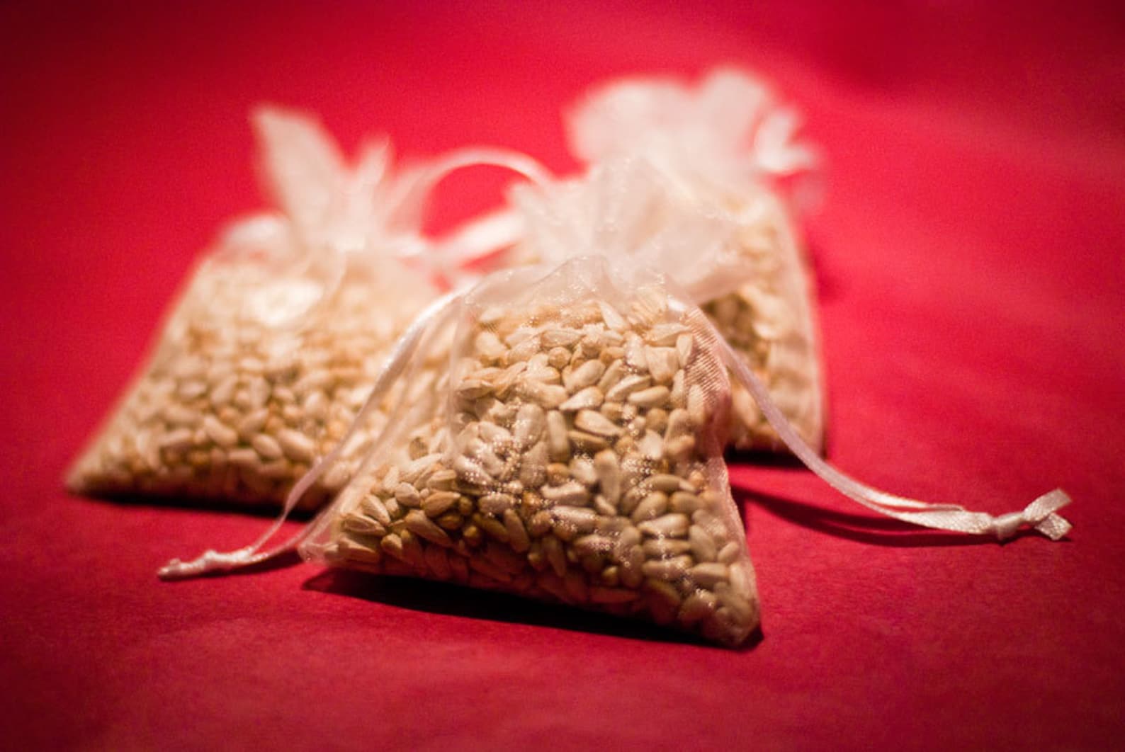60 Wedding Favor Bird Seed Bags Your Choice of Organza Bag Etsy