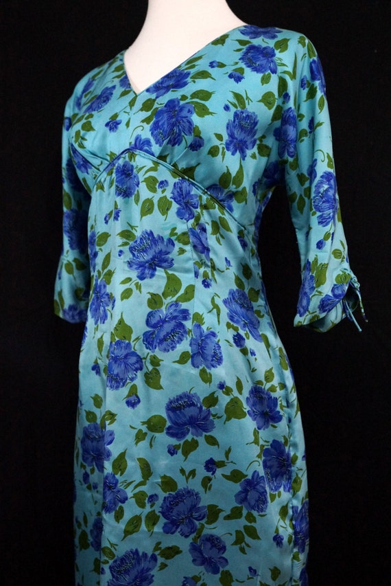 1960s Turquoise Floral Wiggle Dress Silky Blue Lo… - image 4