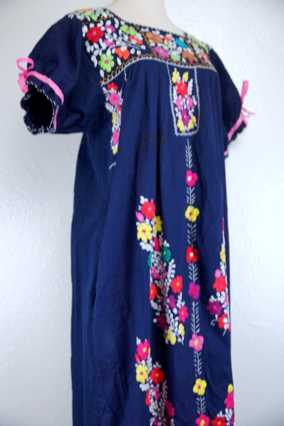 Mexican Oaxacan Folk Dress Embroidered Muumuu Mat… - image 4