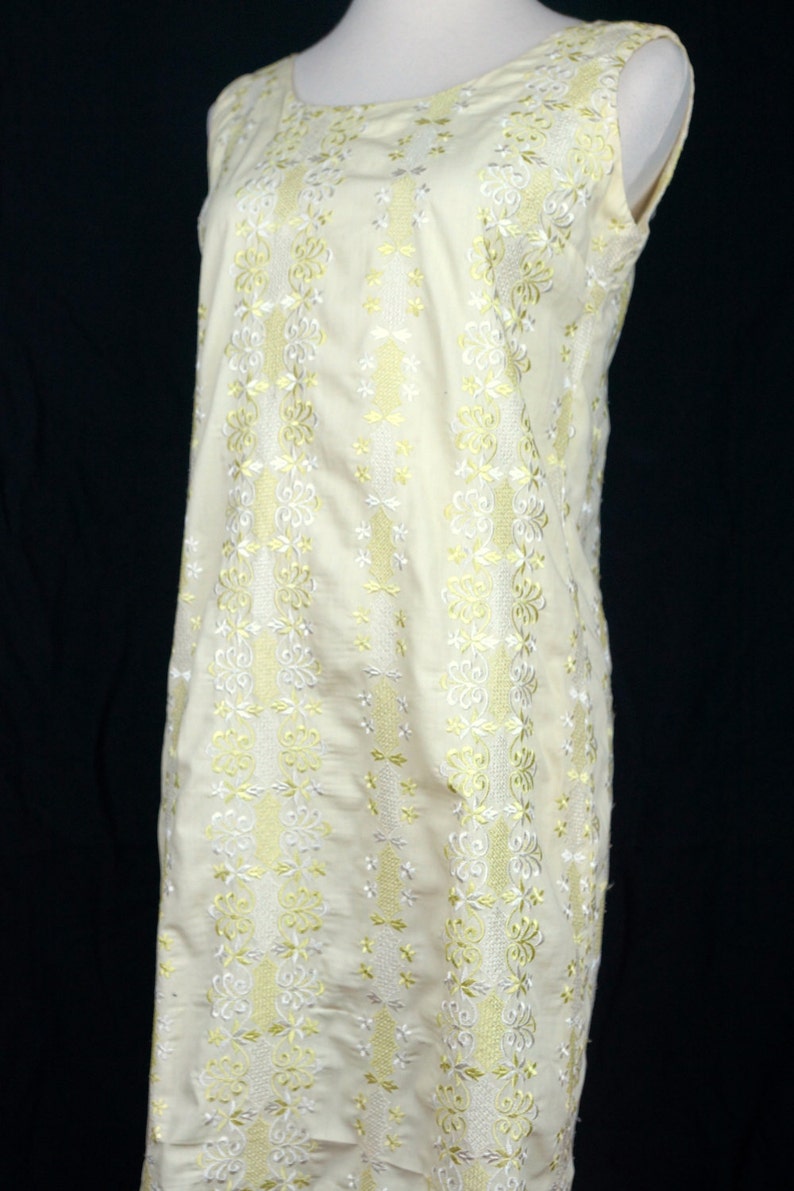 1960s Yellow Eyelet Embroidered Shift Dress Sleeveless Small Medium Mod image 4