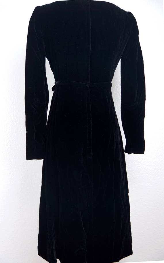 Black Velvet Mod Dress Long Sleeve A line Knee Le… - image 6