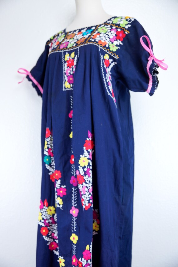 Mexican Oaxacan Folk Dress Embroidered Muumuu Mat… - image 5