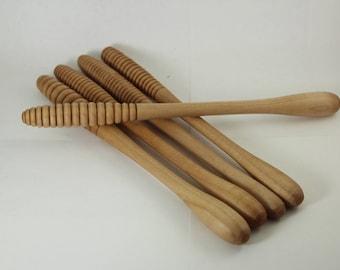Traditional Spurtle - maple wood