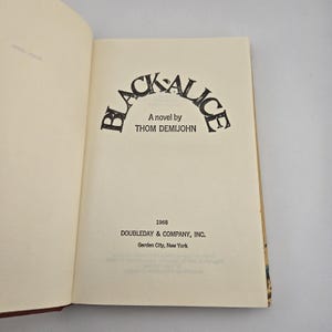 Black Alice Thom Demijohn 1968 Doubleday 1st Ed Book Club Edition Dust Jacket Bild 4