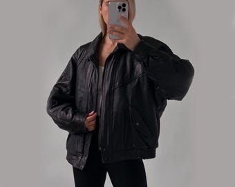 90s Womens Vintage Oversized Jacket, ladies leather jacket, ladies biker jacket, ladies oversized leather jacket, Womens oversized jacket