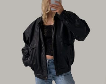 Vintage oversized leren jack uit de jaren 90: retrostijl voor dames