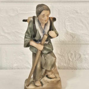 Vintage Mid century Japanese figurine.