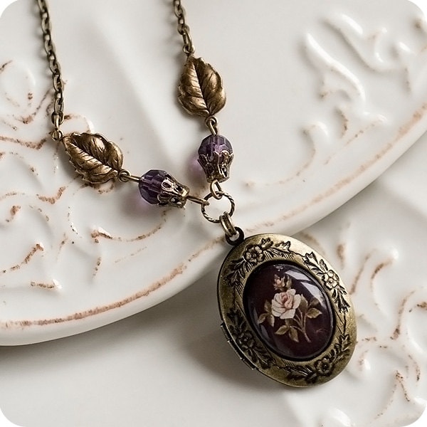 Vintage locket necklace for women, Medaillon photo locket, Antique locket, Necklace with photo, Vintage style locket romantic gifts for her