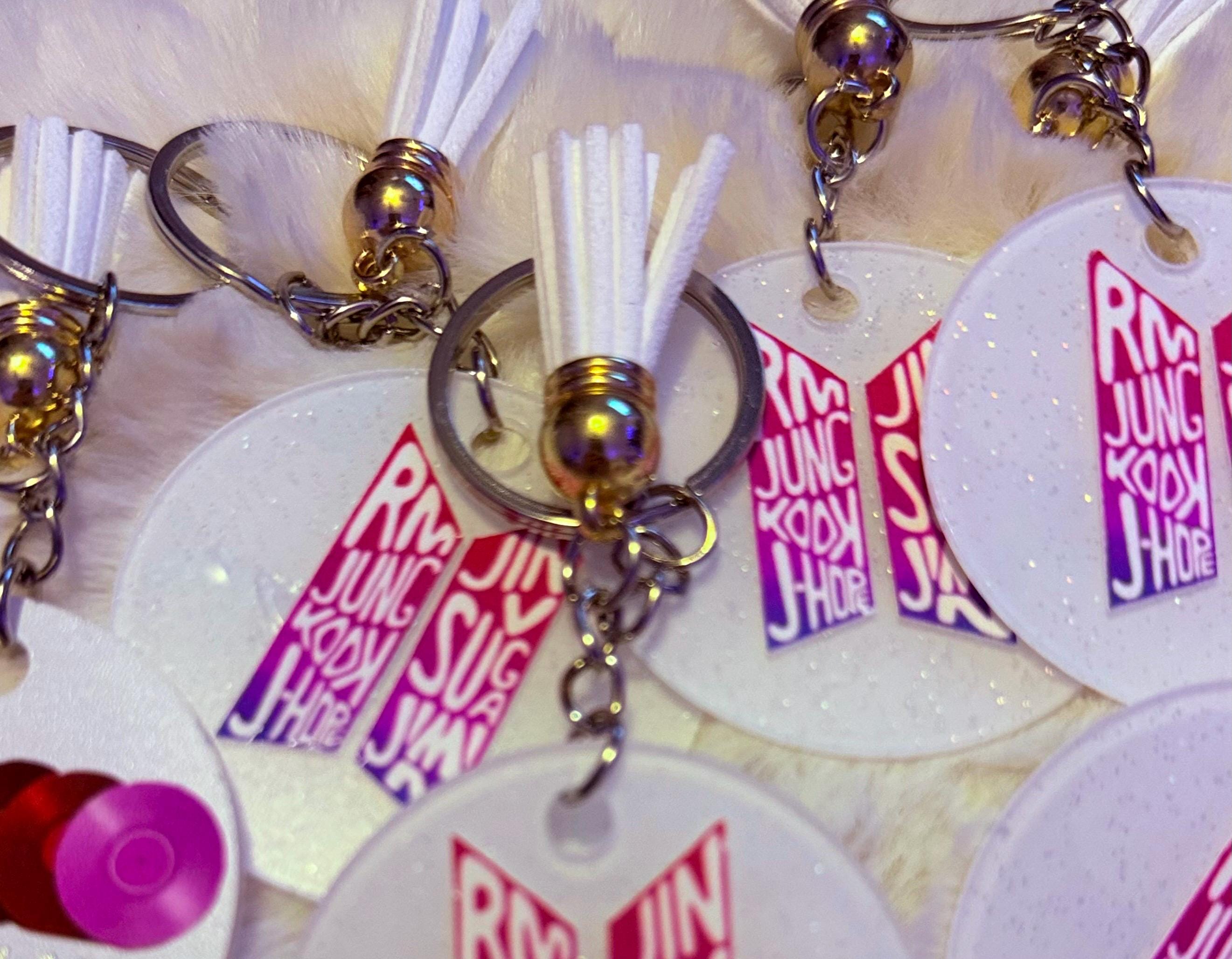 2026 **NEW** [SET of 10] Freebies / Giveaways, White Keychains for ...