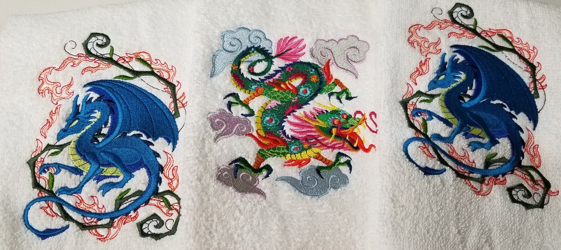 RECTANGLE TOWEL WITH FRINGE HEART OF A DRAGON main image 1