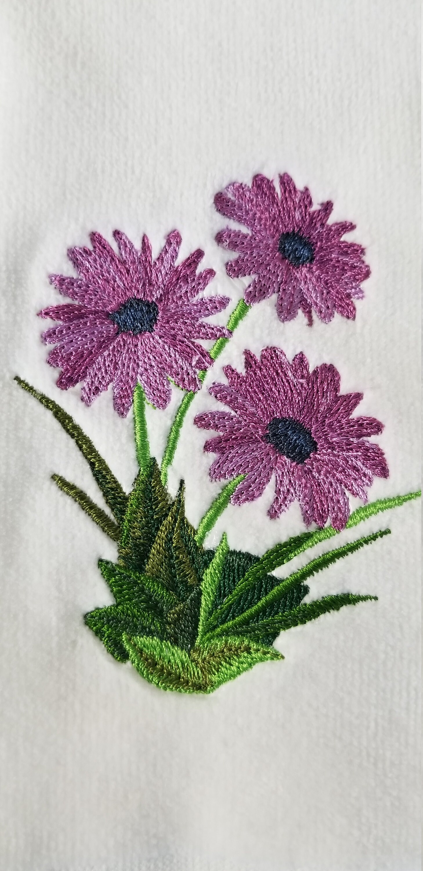 Daisy Hand Towel
