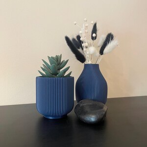 Vase and Plant Pot for Dried Flowers and Artificial Plants Eco Friendly