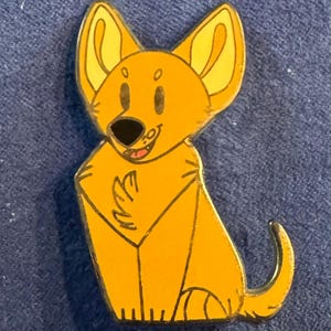 Chihuahua Emaille Pin
