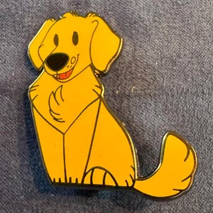Golden retriever Enamel pin