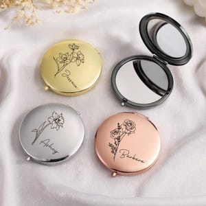 Personalisierter Geburtsblumen-Taschenspiegel, benutzerdefinierter Make-up-Taschenspiegel, Geschenke für Schwester-Brautjungfer-Frauen-Mädchen, gravierter Name Kosmetikspiegel