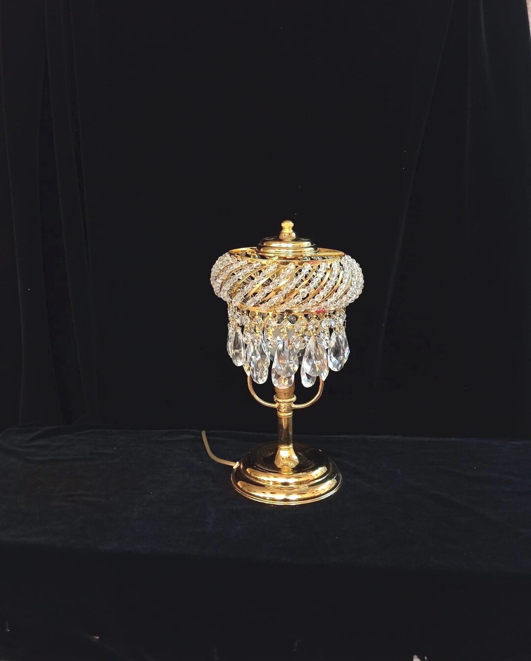 フレンチ クリスタル  シャンデリア テーブルランプ 1970年代ヴィンテージの真鍮とクリスタルのテーブルランプ - フレンチ