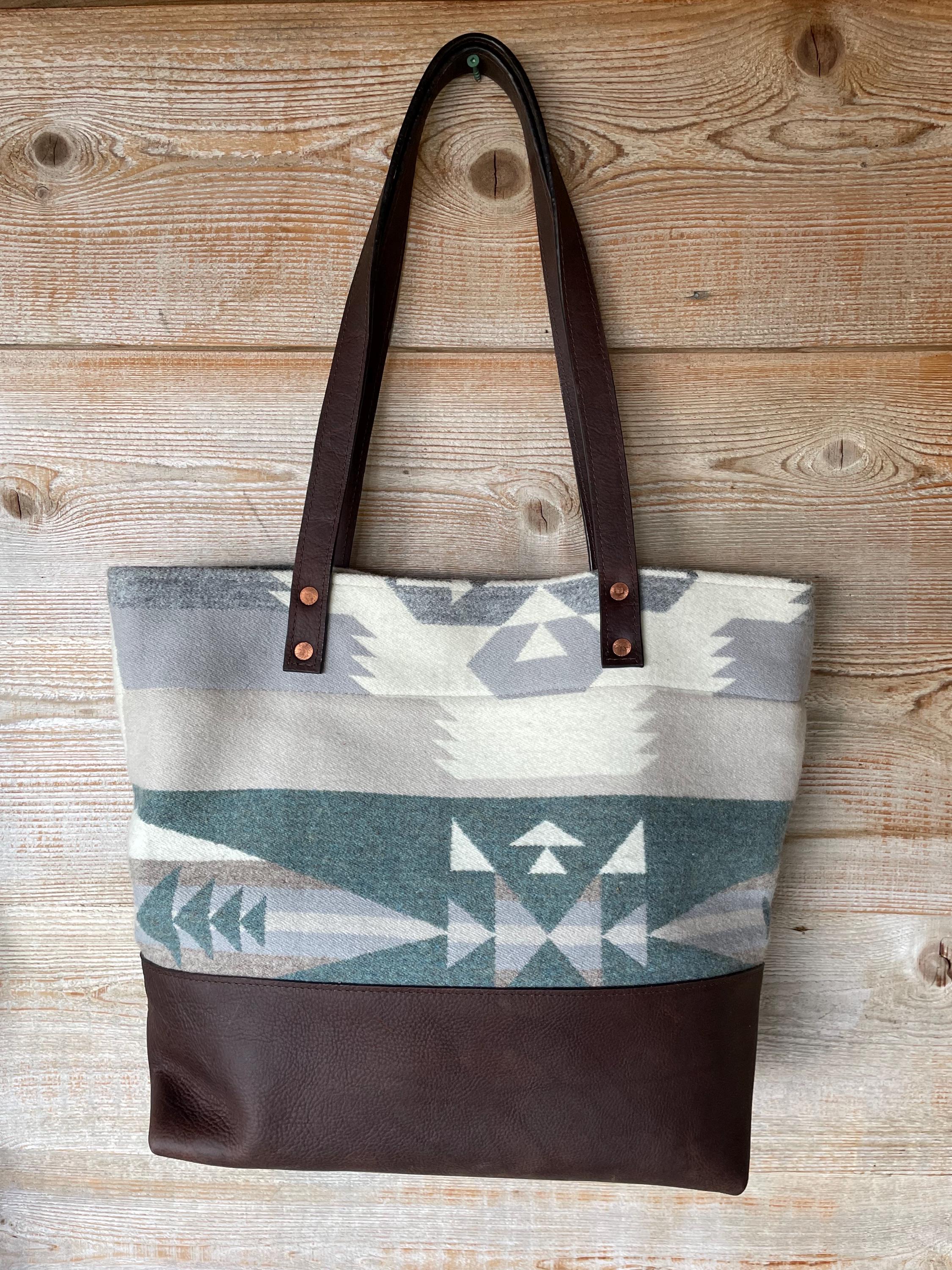 Pendleton tote hotsell