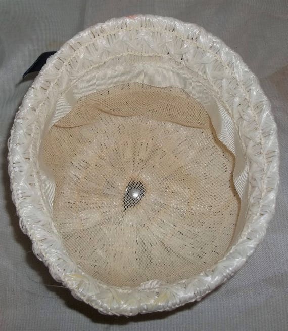 Vintage White Straw Raffia Bucket Cloche Hat Navy… - image 5