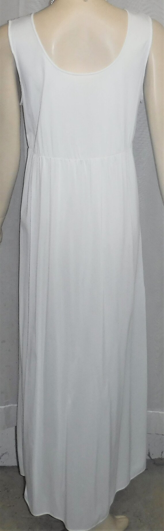 Vintage Miss Elaine Nightgown White Nylon Chiffon… - image 5