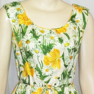 Vintage Ben Barrack Floral Wiggle Dress Small Daisy Daphodile