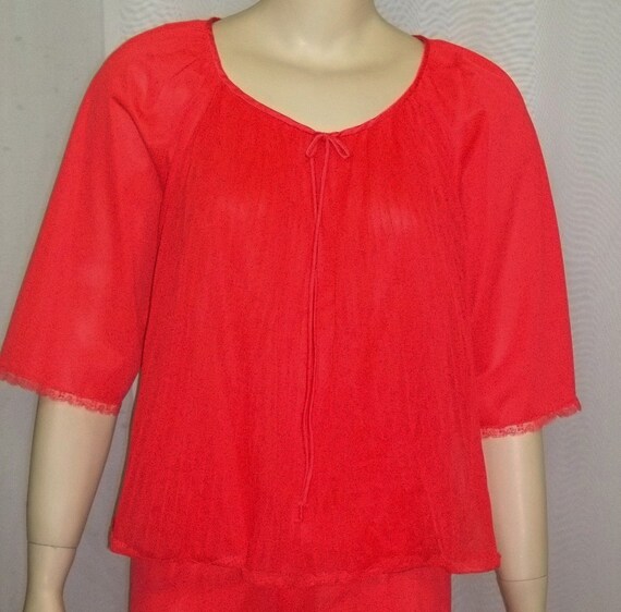 Vintage 1970's Red Vanity Fair Pajama Lounge Set S