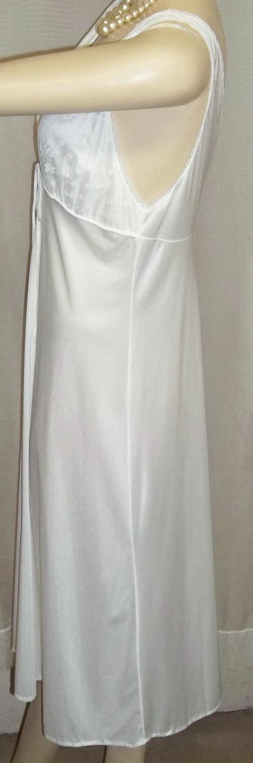 Vintage White Nylon Plunge Neckline Nightgown Medium Half - Etsy