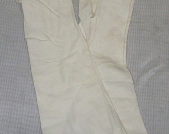 Vintage Aris Britland English Doeskin Washable Leather Opera Gloves 6 1/2 Long Ivory