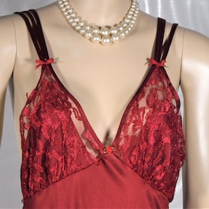 Vintage Petra Fashions Full Sweep Nightgown Nightie Medium Large Burgundy Merlot