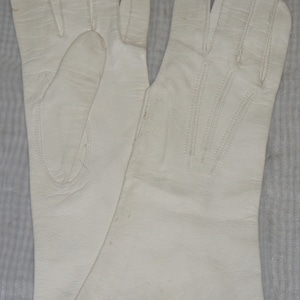 Vintage Alexette Kidskin Washable Kid Leather Opera Gloves 6 1/4 Ivory