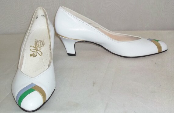 white heeled shoes size 6
