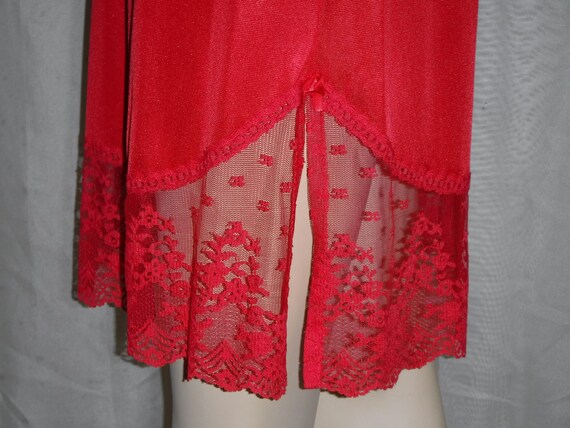 Vintage Vanity Fair Red Half Slip Nylon Lace Peti… - image 1