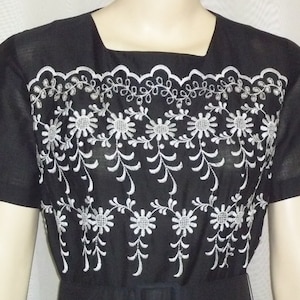 vintage Judy Sue Dallas Noir Brodé Dentelle Full Circle Robe Petit
