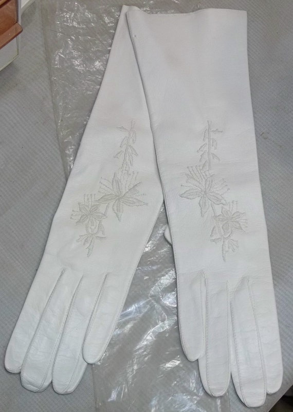 Kidskin gloves deals