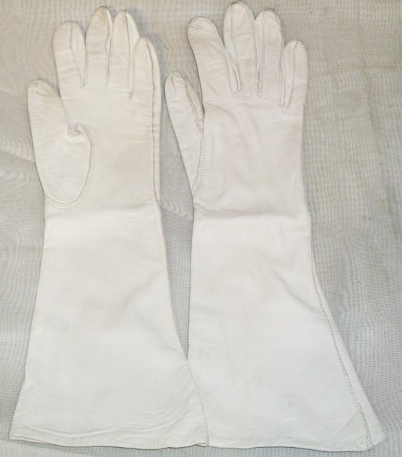 vintage white kidskin Gem