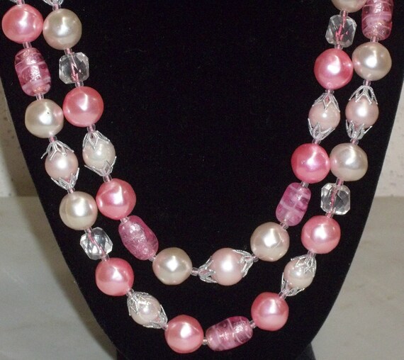 Pink and white necklace sale