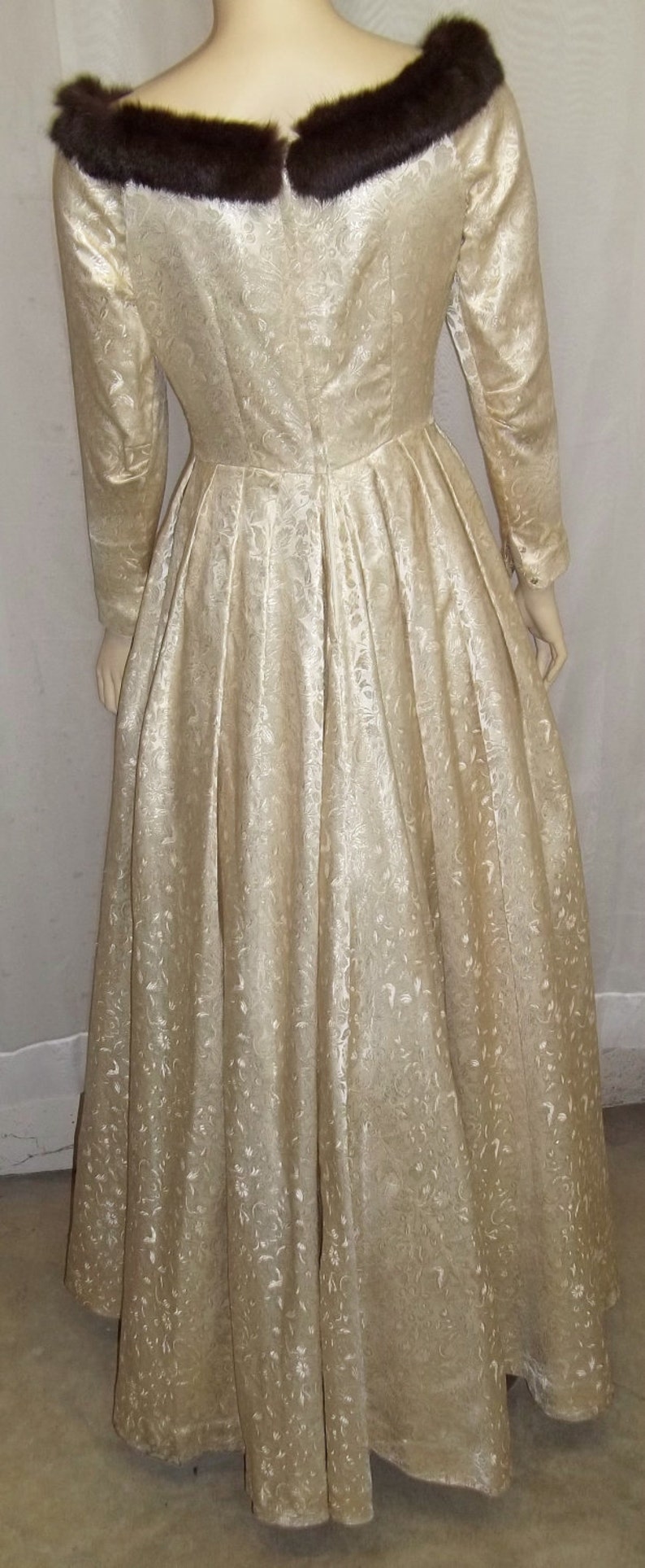 1940s Gold Brocade Coat with Mink Fur Trim