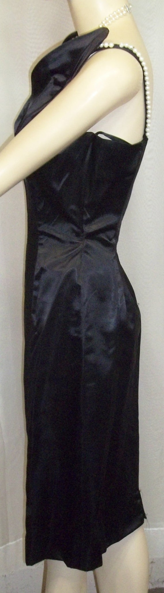 Vintage 1950's 1960's Cocktail Wiggle Dress Black… - image 3