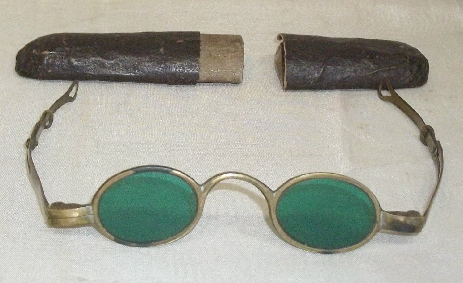 Antique Style Brass Eyeglasses Green Tint Rectangular Adjustable Arms Steampunk 19th C. Green Tinted 4-Lens Eyeglasses – Witchy Vintage main image 4